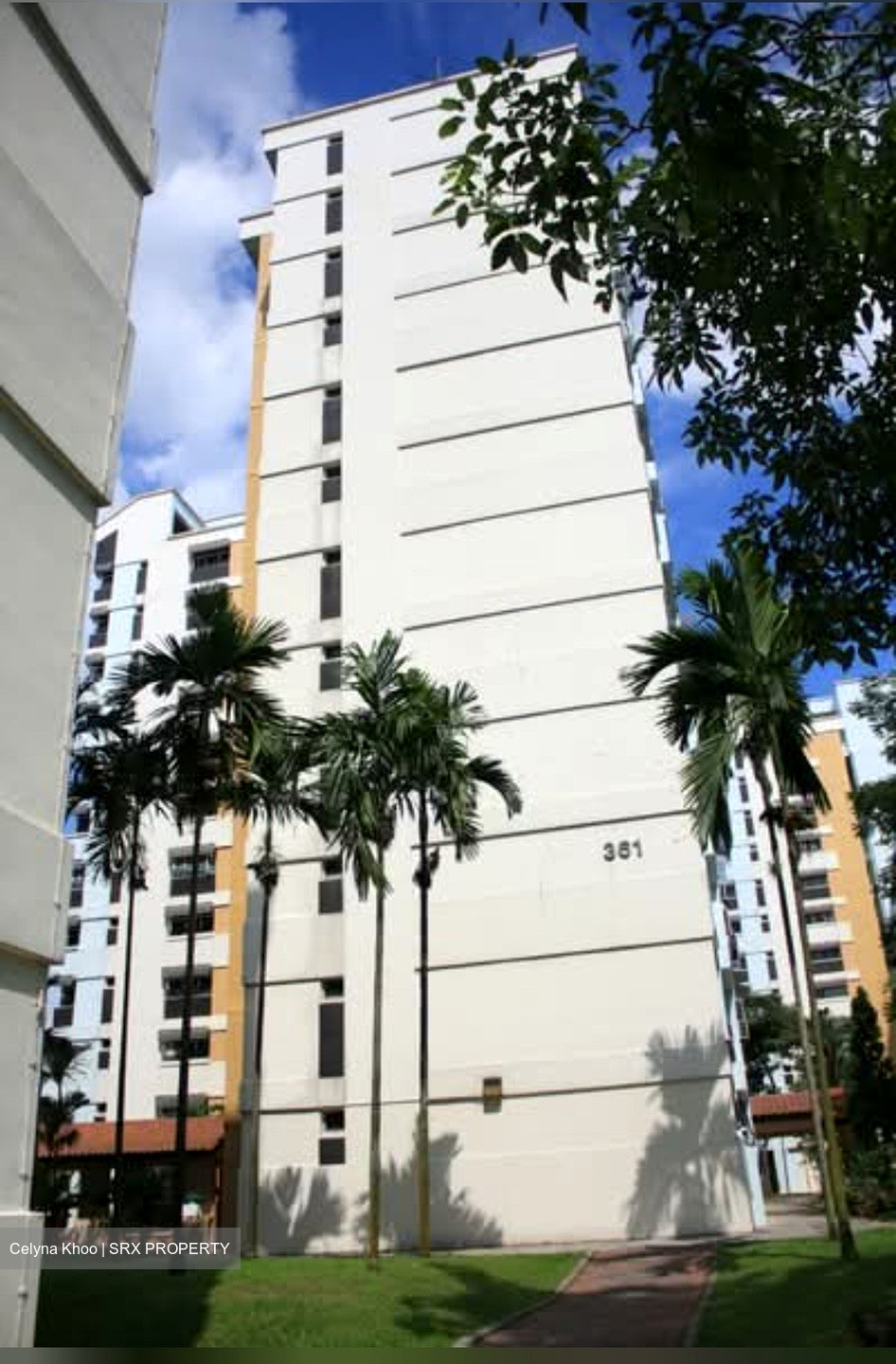 Blk 361 Woodlands Avenue 5 (Woodlands), HDB Executive #537609641